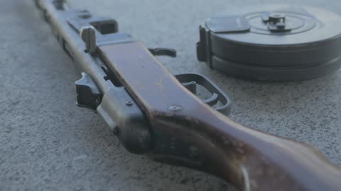Thompson submuchine gan