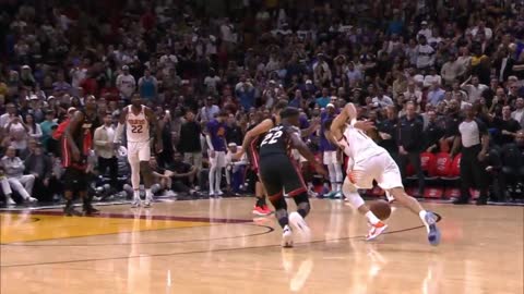 Top 10 Plays in the NBA for the Evening on November 14, 2022