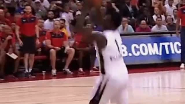 LeBron's Reaction to Zion's NBA Debut!