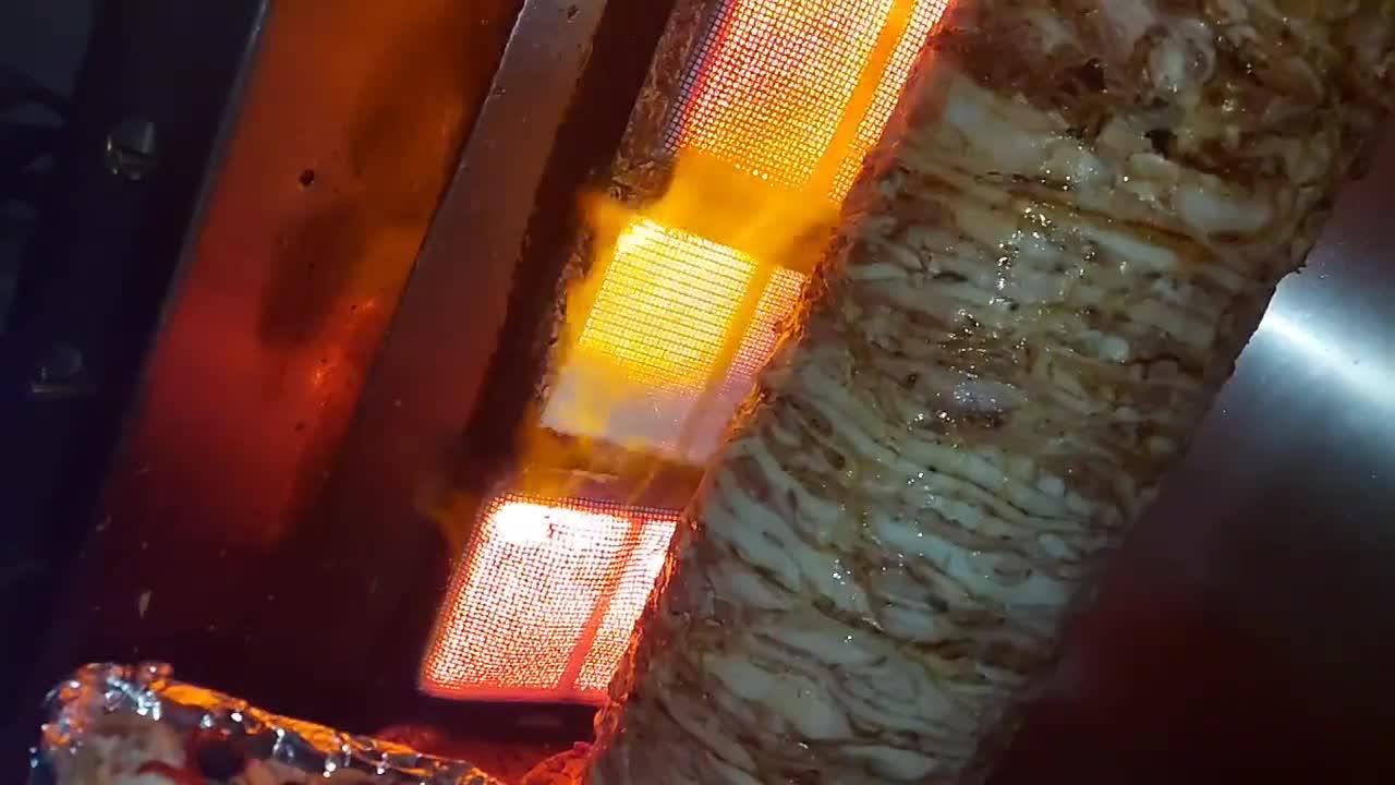 Watch the gourmet shawarma, it's so delicious