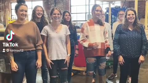 When Natalie + her crew come to visit the candle makin’ studio… we DANCE 💃💃💃 YY for two whole years