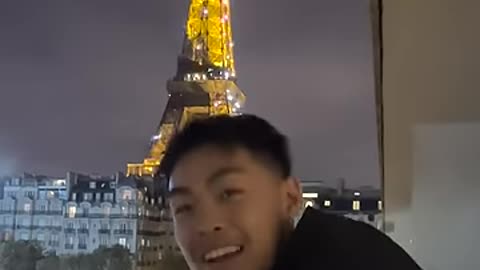 Would you fly to paris for a Baguette?