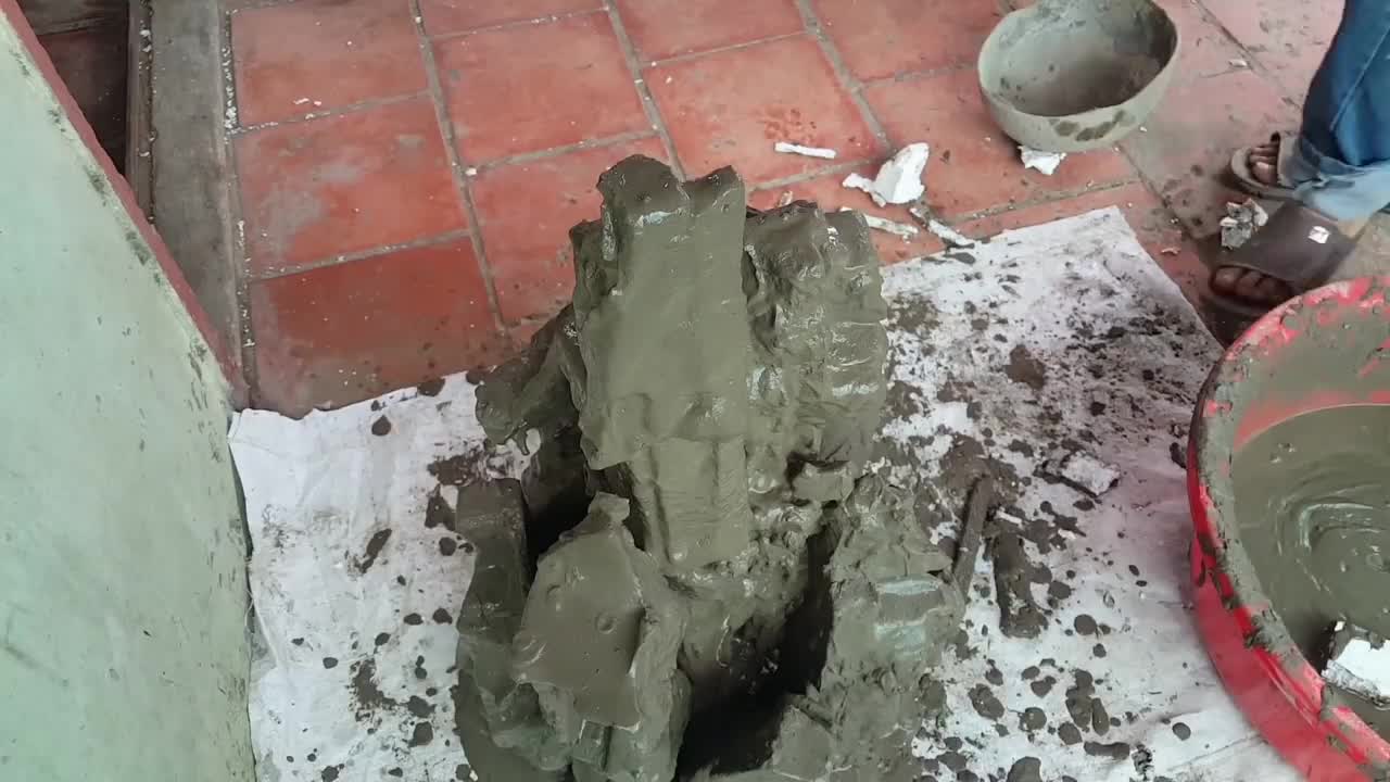 The ratio of cement to water and sand