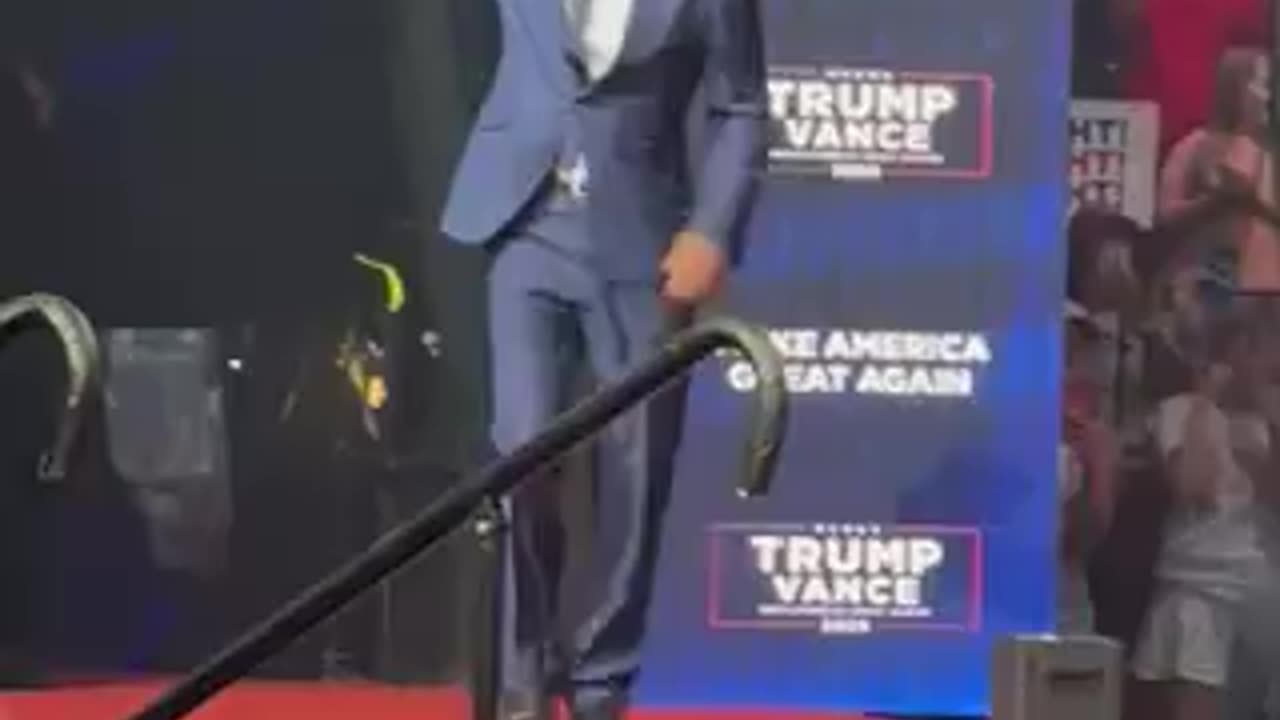 The appearance of Robert F. Kennedy Jr. at a rally hosted by Donald Trump in the state of Arizona