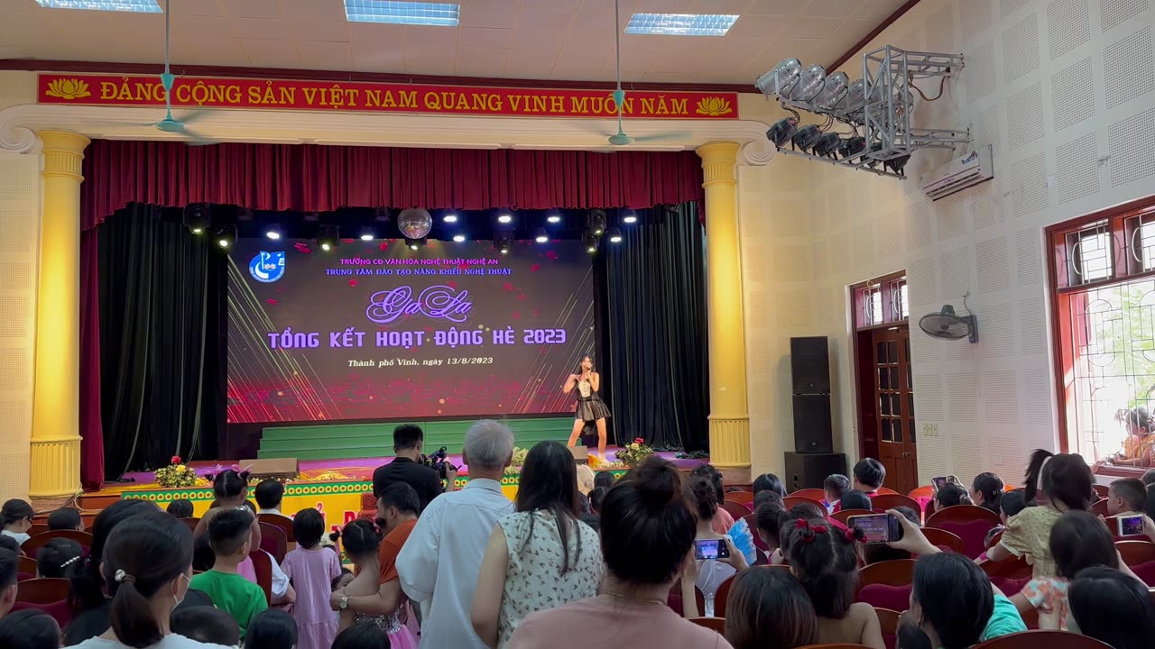 Modern talking- one of the interesting kid performances from Việt Nam