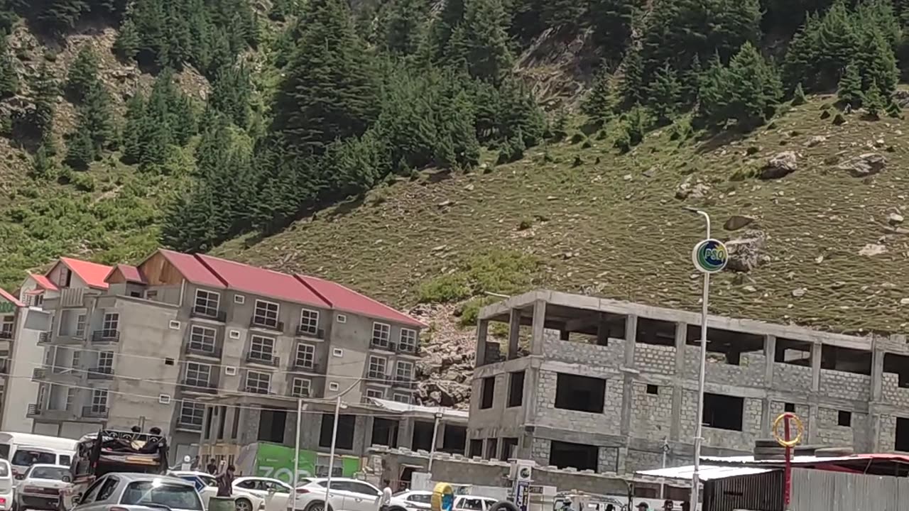 Naran Kaghan Heavy Traffic Mansehra Pakistan