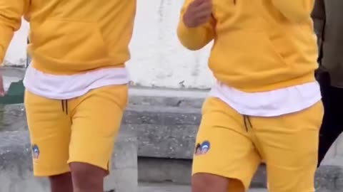 si póngale chicos 😁😂