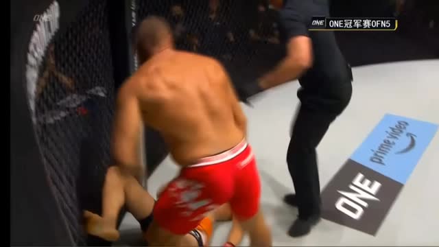 Malykhin vs. De Ridder (Dec, 2022)