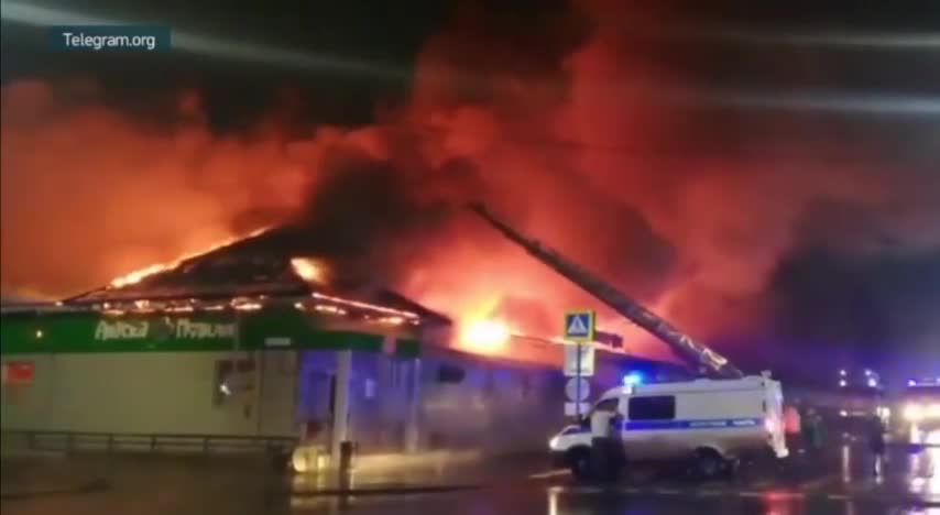 Cafe "Polygon" caught fire at night in Kostroma, where there were more than 250 people inside