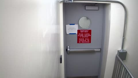 6166RHOBGRRGST3StairwellSide_2021-01-06_01h20min01s340ms.mp4