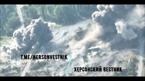 Russian Aerospace Forces Attack Ukrainian Positions with Guided Bombs