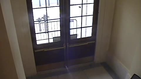 3443CHOB02CH12NRotundaExit_2021-01-06_11h40min01s087ms.mp4