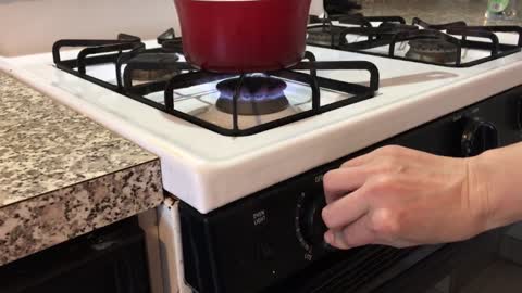 US federal agency considering a ban on gas stoves