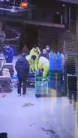 JANUARY 2023 ANOTHER ONE - MAN IN CHINA GOES INTO THE DEATH SPIRAL BEFORE COLLAPSING TO THE GROUND.