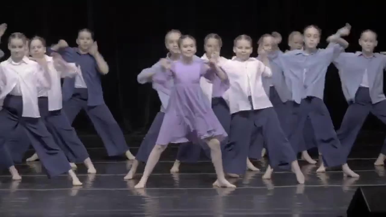 Modern Group Dancing & Music