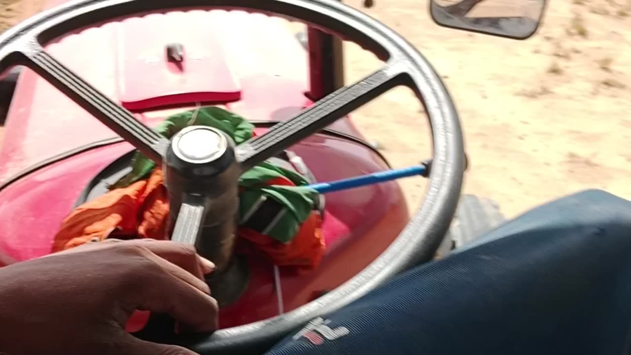 Indian desi 🚜 tractor viral video with small boy