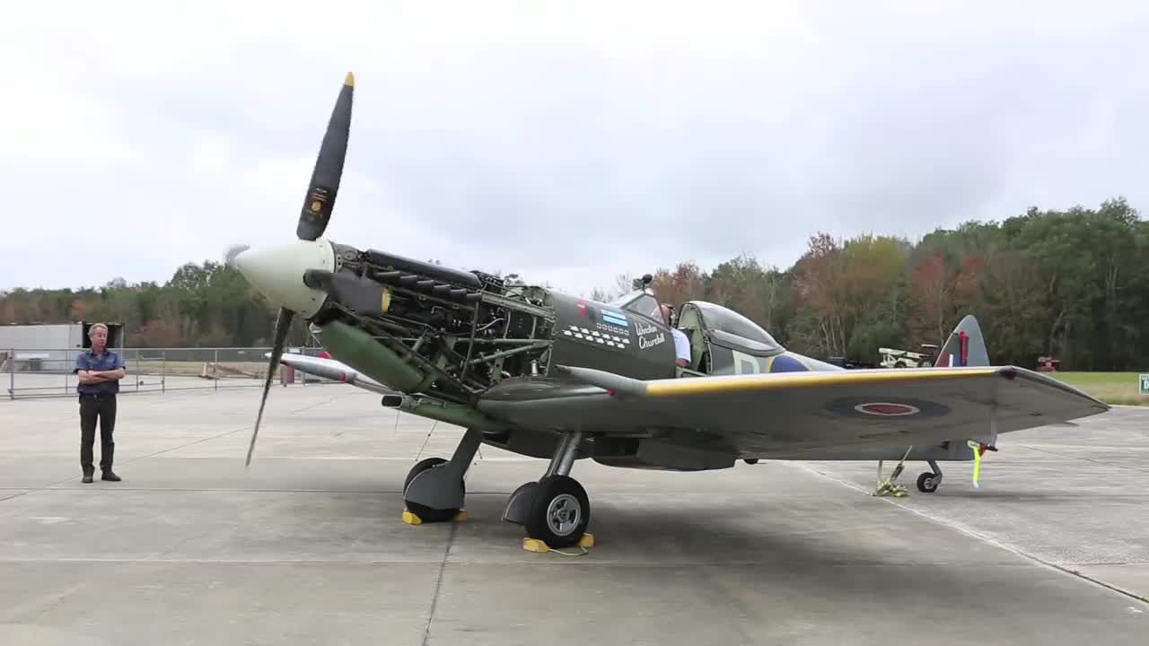 Spitfire MK XVI - First Engine Run in 17 Years!