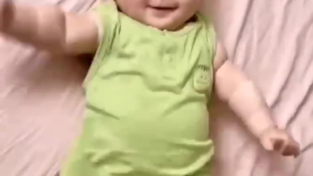 Cute baby dancing #funny