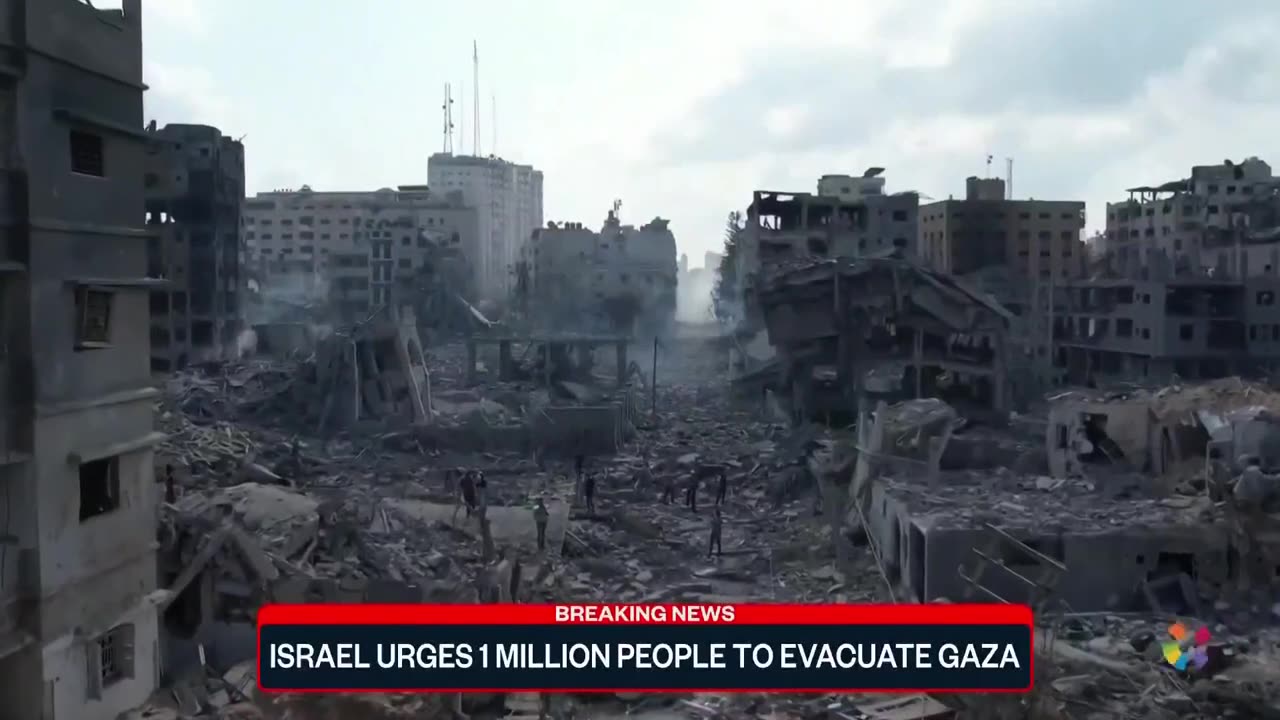 Gaza residents scramble to flee after Israel orders 24 hour evacuation