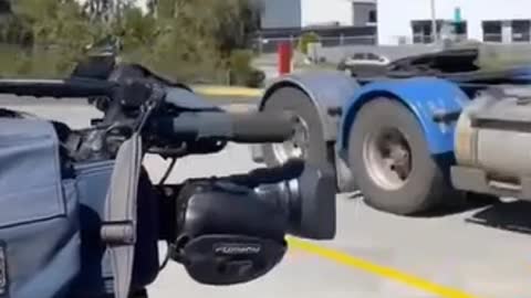 Australia - StandWithTruckies_1