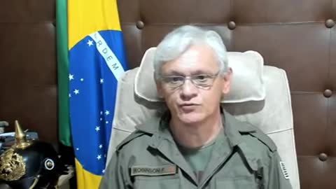 A farda e o peso da responsabilidade.