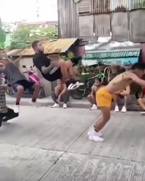 PARKOUR 🕺🏻🕺🏻🕺🏻