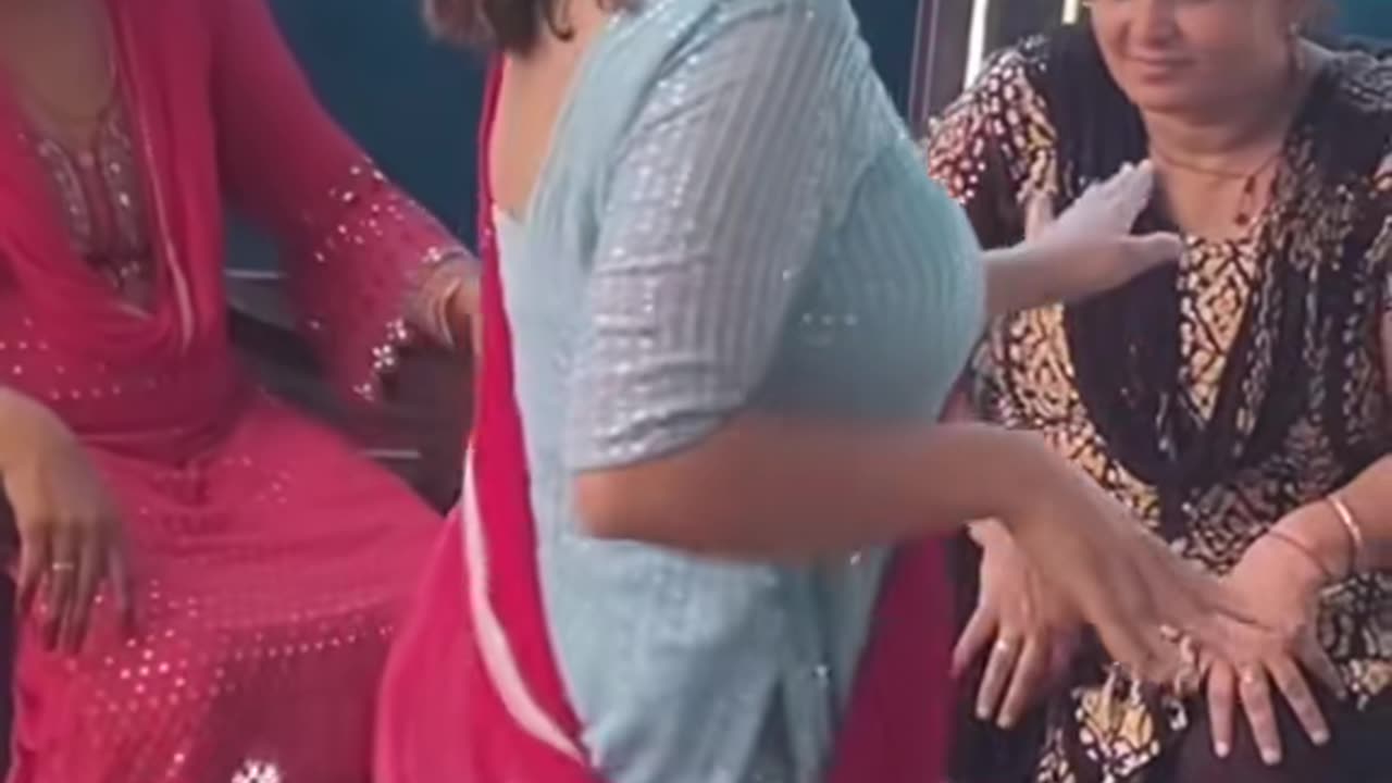 Viral Dance ...
