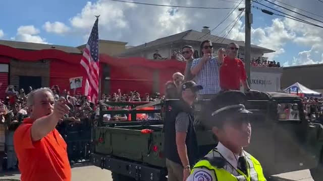 WATCH: Ted Cruz ASSAULTED at Astros Parade