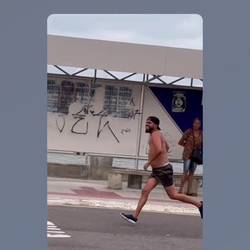 Passive Dancer for traffic to detonate the People's apathy