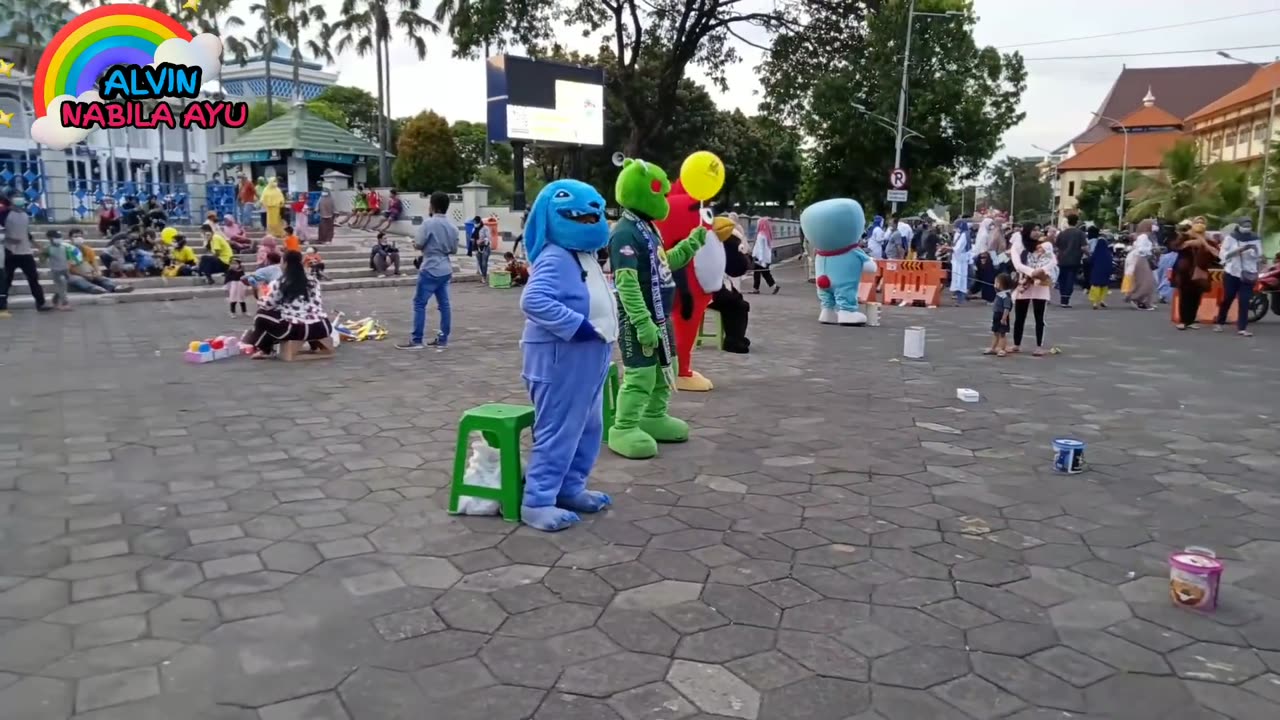 Lagu balonku ada lima | Balon karakter hello kitty