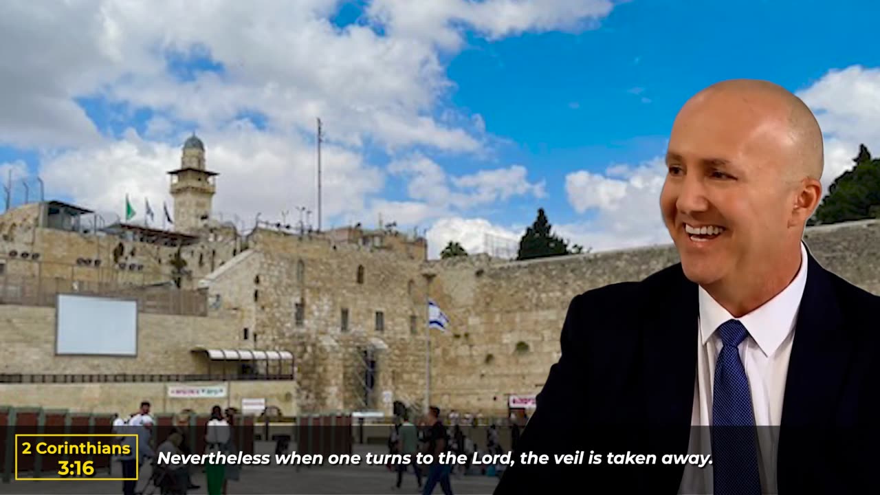 Stunning Outreach In Israel! Messianic Rabbi Zev Porat Preaches