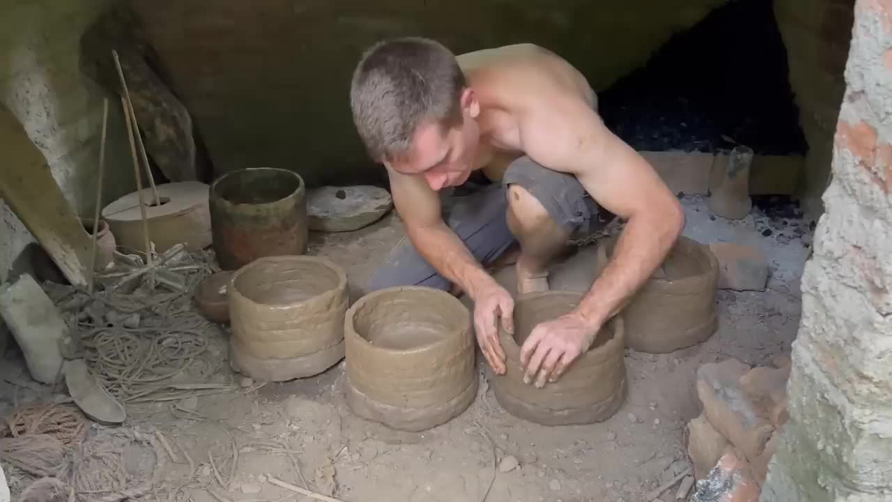 Primitive Technology: Purifying Clay By Sedimentation and Making Pots