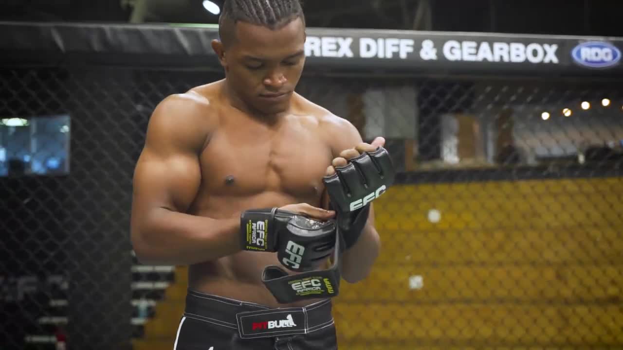 30 seconds in the Hexagon with Brazil's Gian Souza