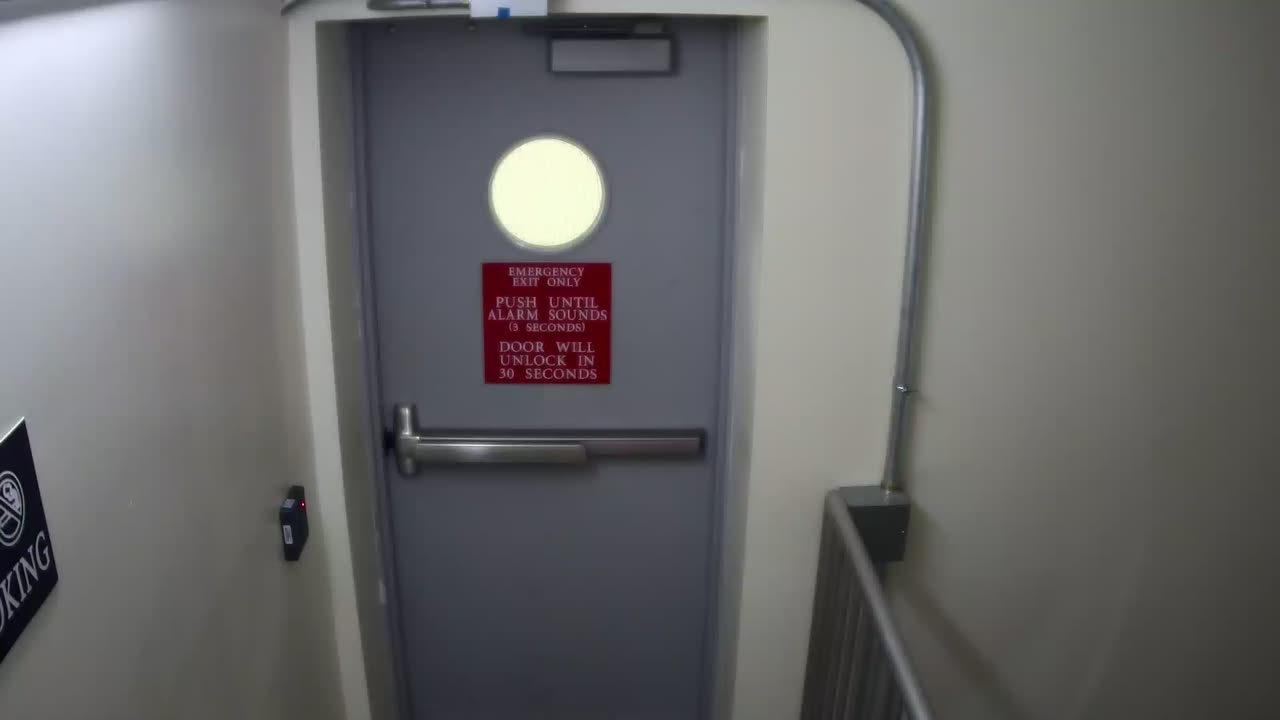 6153RHOBGRRGST1StairwellSide_2021-01-06_16h00min01s960ms.mp4