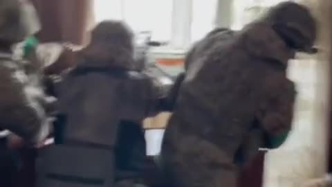 UKRAINIAN SOLDIERS BARRIED IN AN APARTMENT IN BAKHMUT february 27