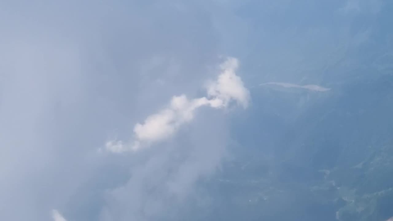 Beautiful clouds and himalayas.