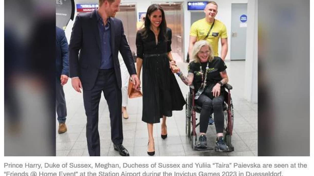 British royal holds hands with Neo-Notsee veteran
