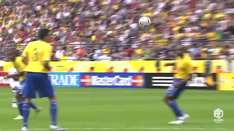 Ronaldo & Ronaldinho Showing their Class in 2006