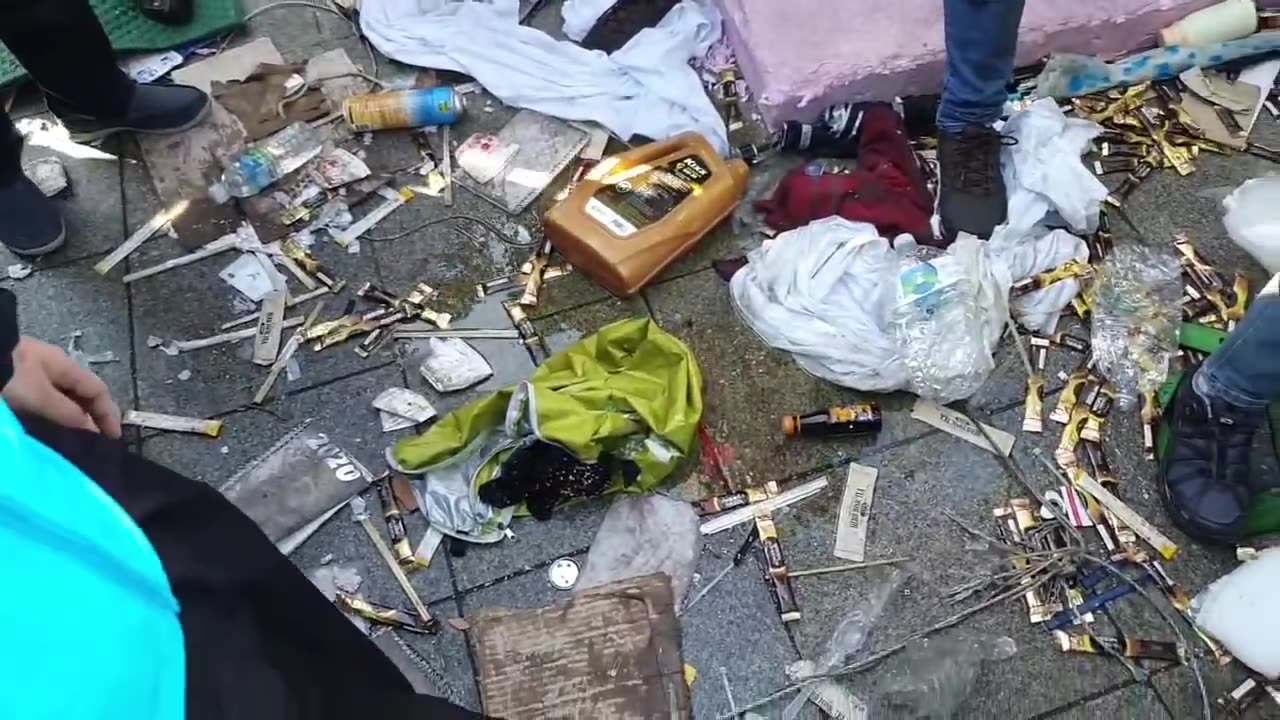 20200303_V3_S04(UYOteAlp7RM)서울시장이 고용한 용역도 협업하던 경찰에게 딱 걸렸네!