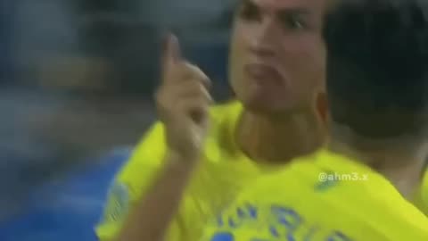 Ronaldo wake up and goooool !