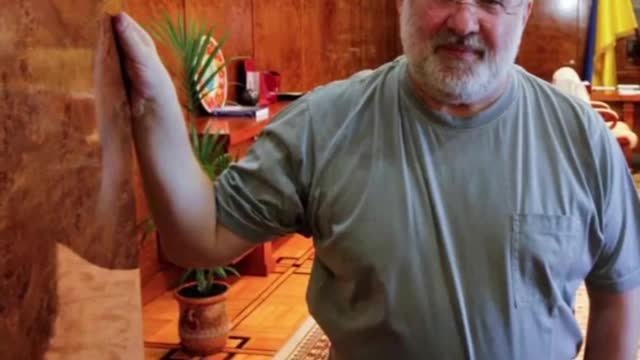 Back2Facts on Ukraine Oligarchs