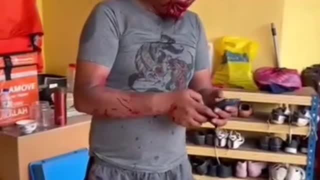 MALAYSIA: Man beaten and arrested for insulting Islam