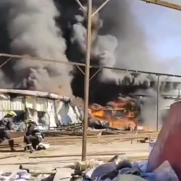 BREAKING: Covid camp set on fire in Western China. CIA on the ground. Nothing is what it seems.