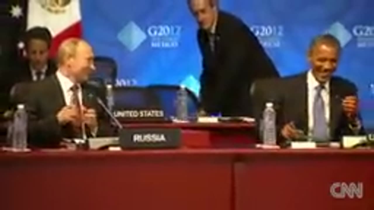 Putin and Obama share a laugh at G-20 (2012)