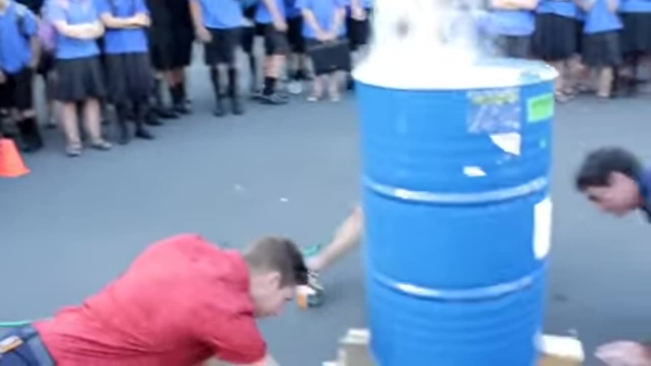 Implosion💥Of A Steel🛢️Drum🥼Experiment💥🔥😎