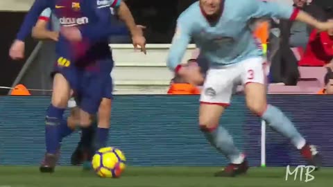 20 Lionel Messi Dribbles That Shocked The World - HD
