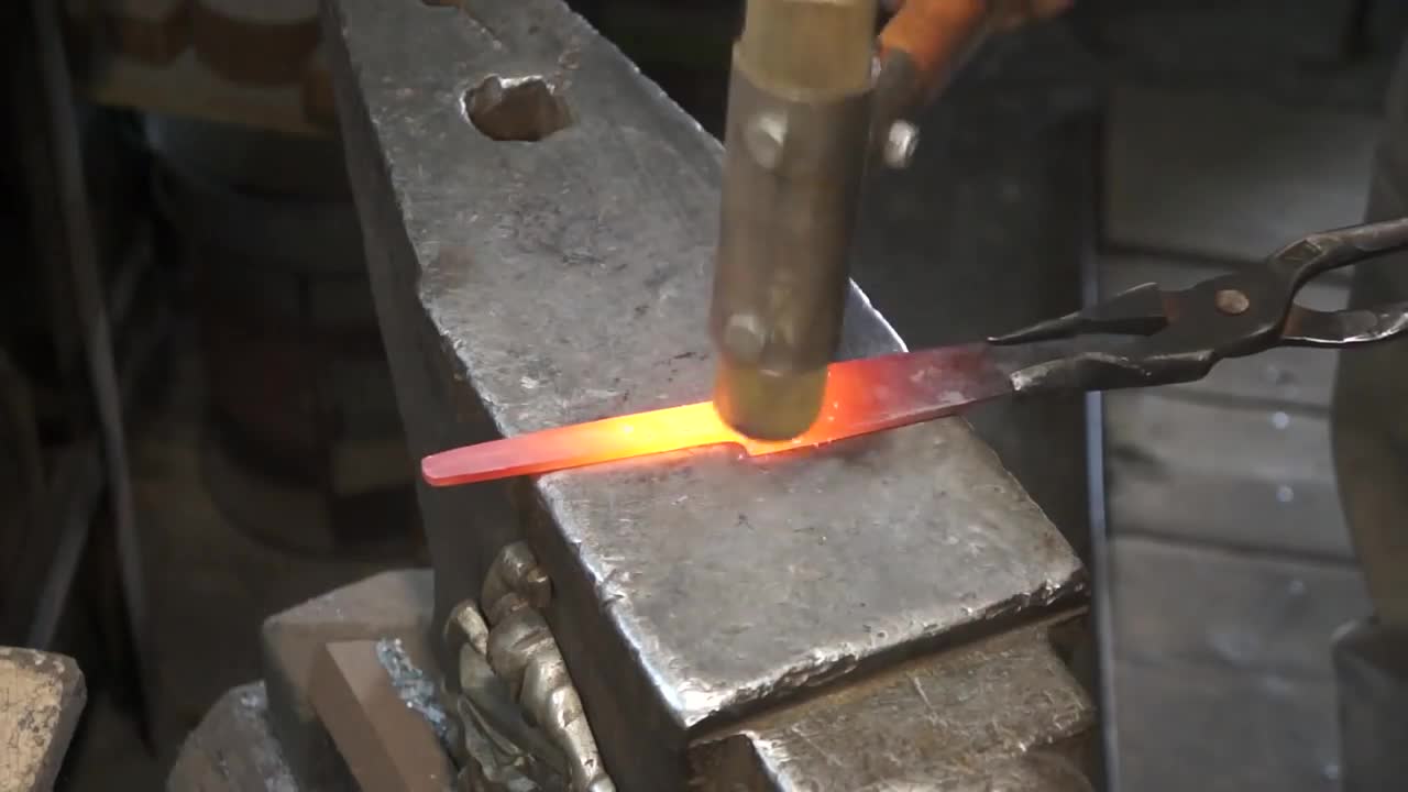 Meteorite Damascus steel.