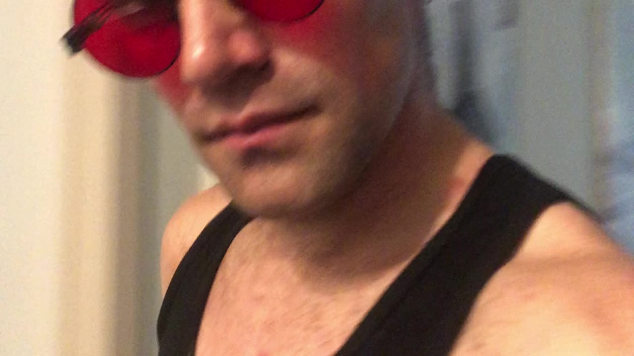 Me making communist jokes ￼