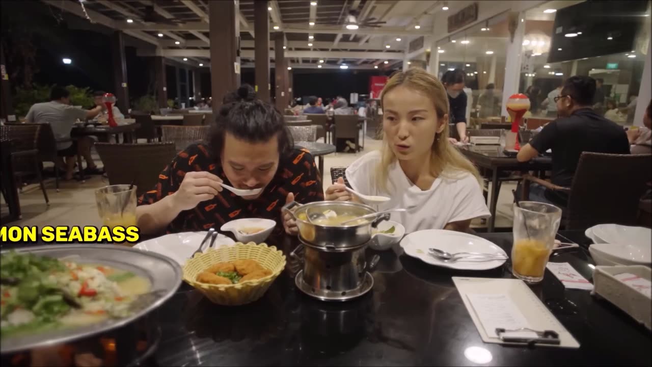 Episode 48 - Singapore Foods found dining by the sea - Part 12