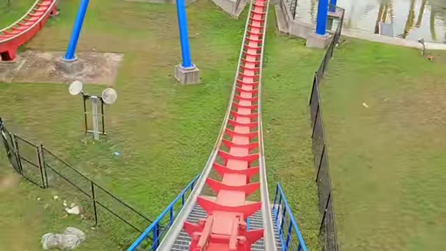 Let’s ride Superman at Six Flags Fiesta Texas!